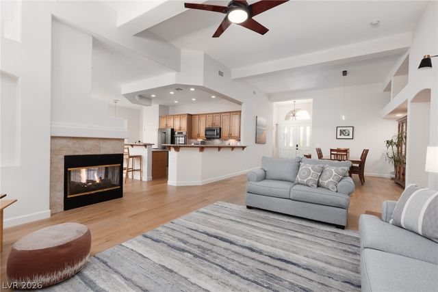 5692 Silent Sky Avenue, Las Vegas, NV 89141