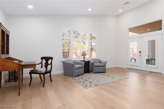 5692 Silent Sky Avenue, Las Vegas, NV 89141