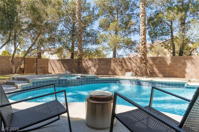 5692 Silent Sky Avenue, Las Vegas, NV 89141