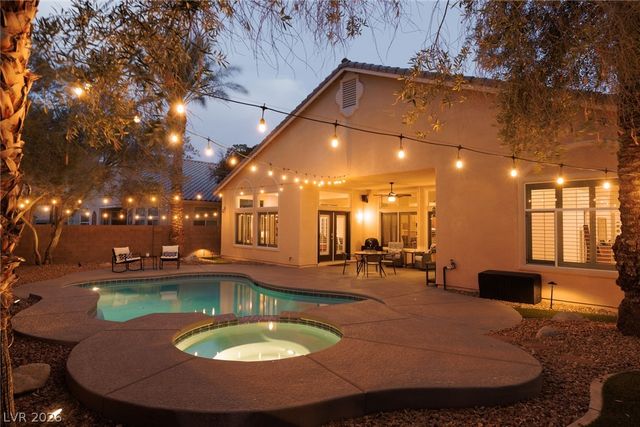 5692 Silent Sky Avenue, Las Vegas, NV 89141
