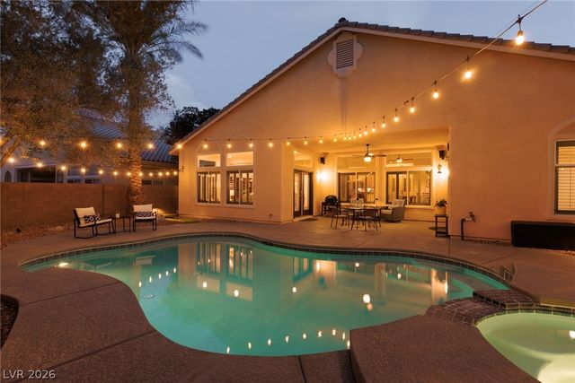 5692 Silent Sky Avenue, Las Vegas, NV 89141