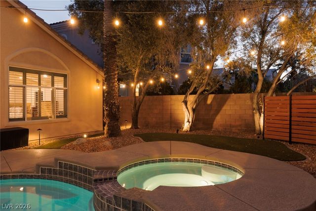 5692 Silent Sky Avenue, Las Vegas, NV 89141