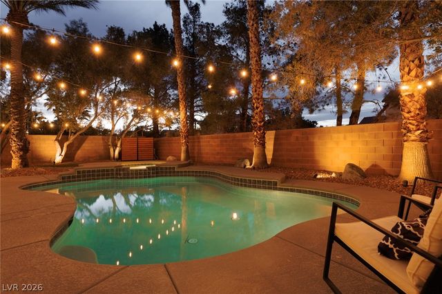 5692 Silent Sky Avenue, Las Vegas, NV 89141