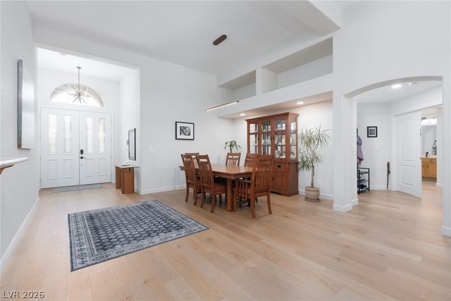 5692 Silent Sky Avenue, Las Vegas, NV 89141