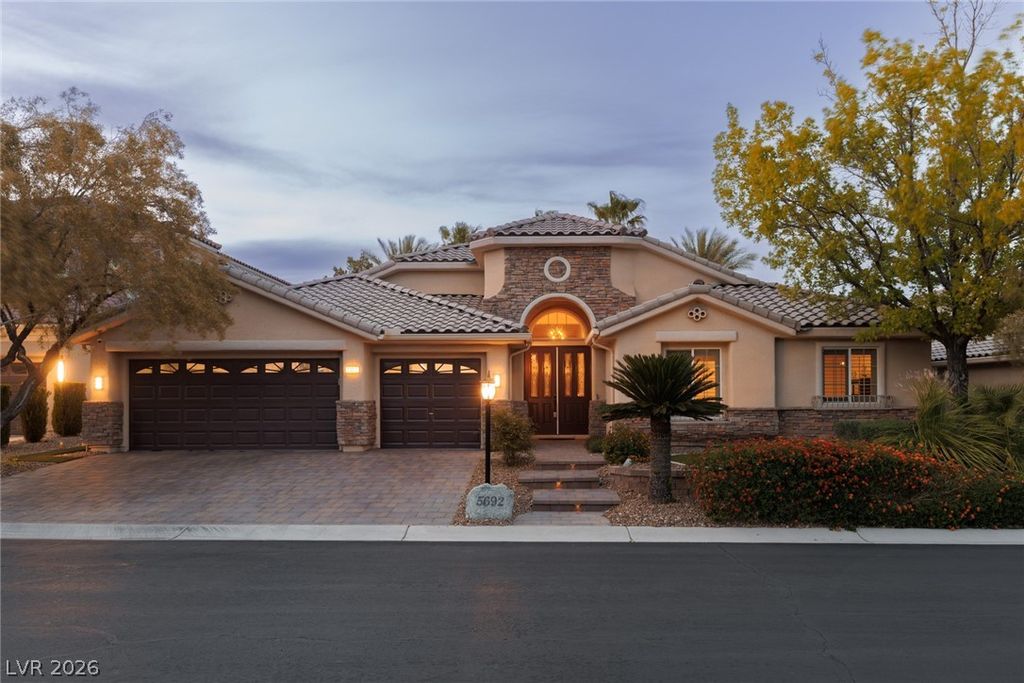 5692 Silent Sky Avenue, Las Vegas, NV 89141