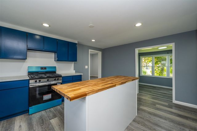 8970 Second Street, Baroda, MI 49101