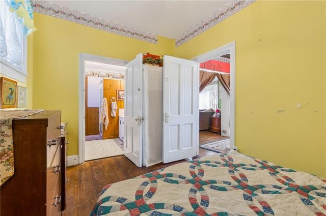 212 S 17th Street, St Joseph, MO 64501