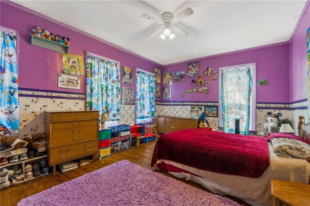 212 S 17th Street, St Joseph, MO 64501