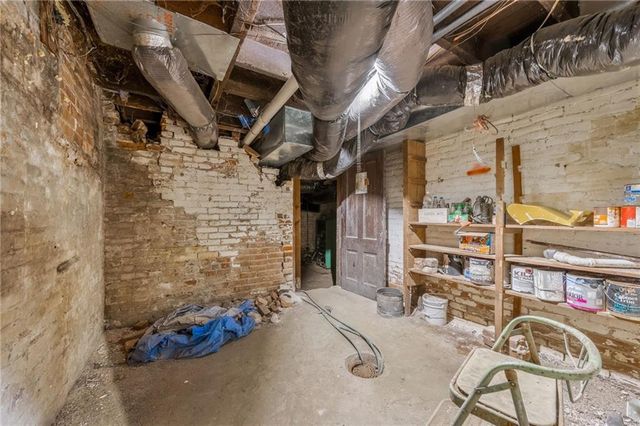 212 S 17th Street, St Joseph, MO 64501