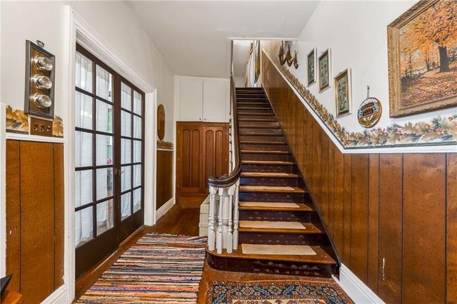 212 S 17th Street, St Joseph, MO 64501