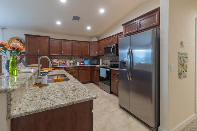 29 Mediterranean Boulevard W, Port St. Lucie, FL 34952