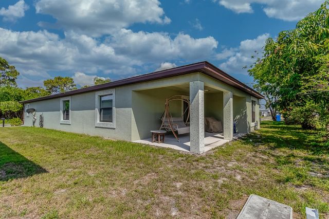 29 Mediterranean Boulevard W, Port St. Lucie, FL 34952