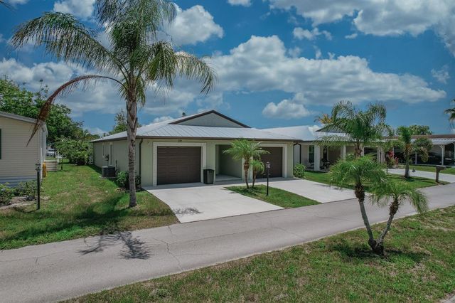 29 Mediterranean Boulevard W, Port St. Lucie, FL 34952