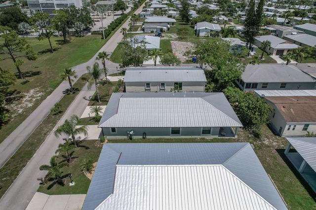 29 Mediterranean Boulevard W, Port St. Lucie, FL 34952