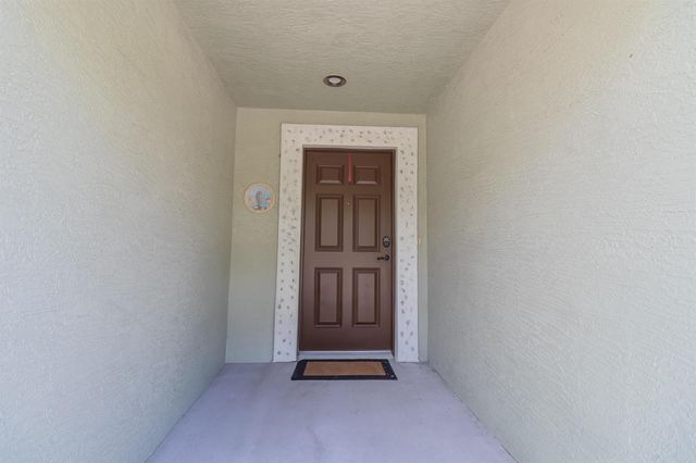29 Mediterranean Boulevard W, Port St. Lucie, FL 34952