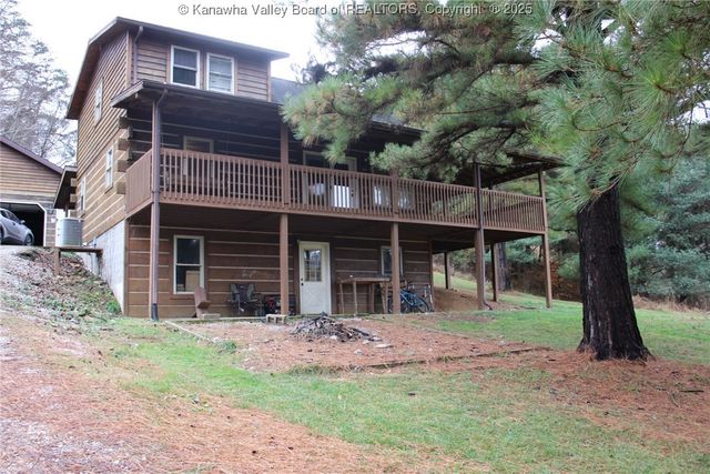 6241 Wood School Road, Gallipolis Ferry, WV 25515