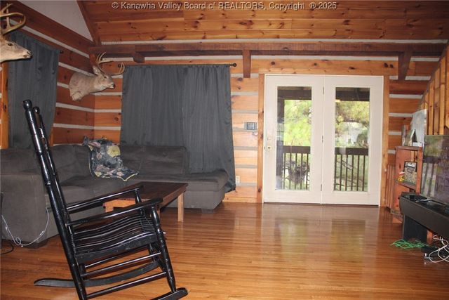 6241 Wood School Road, Gallipolis Ferry, WV 25515