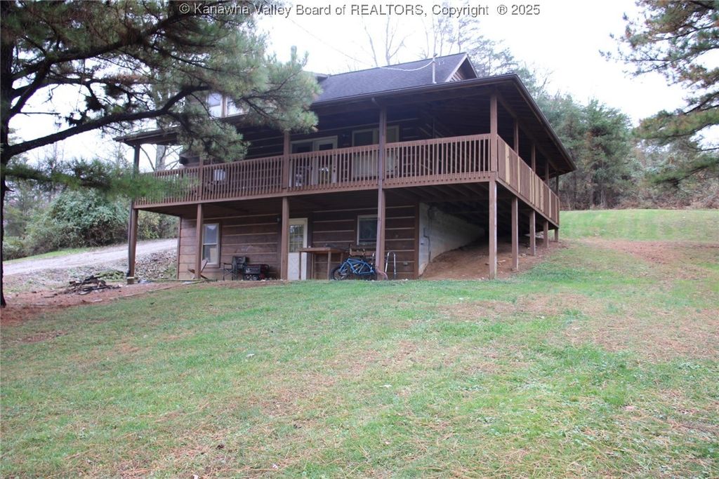 6241 Wood School Road, Gallipolis Ferry, WV 25515