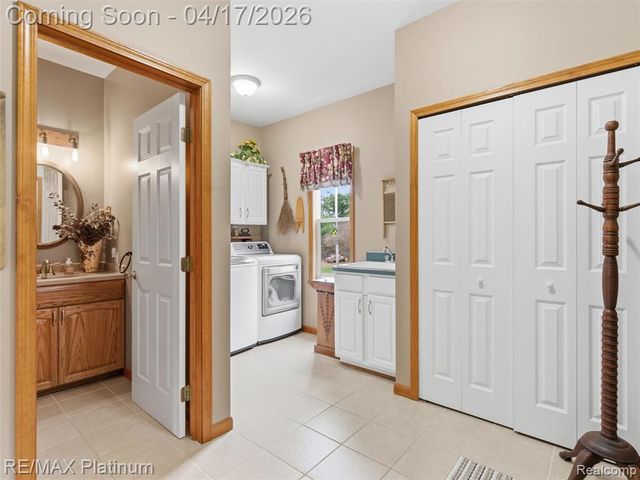 13250 Seymour Road, Gaines, MI 48436