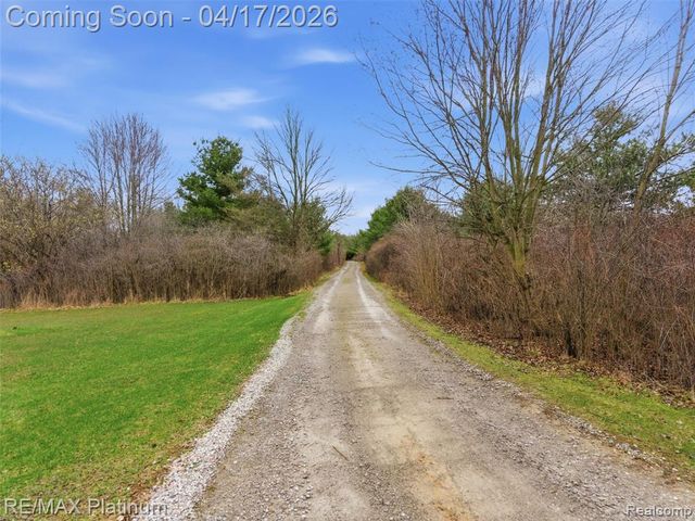 13250 Seymour Road, Gaines, MI 48436