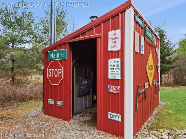 13250 Seymour Road, Gaines, MI 48436