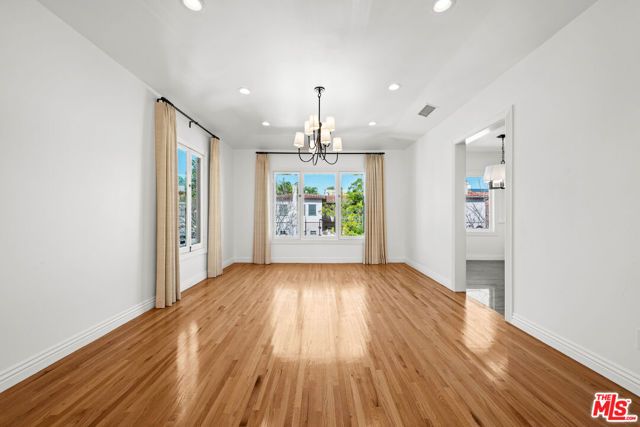 500 Smithwood Drive, Beverly Hills, CA 90212