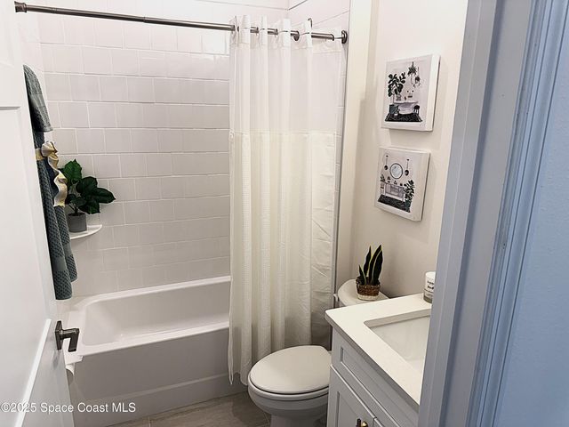 1055 Dolores Road NE, Palm Bay, FL 32907
