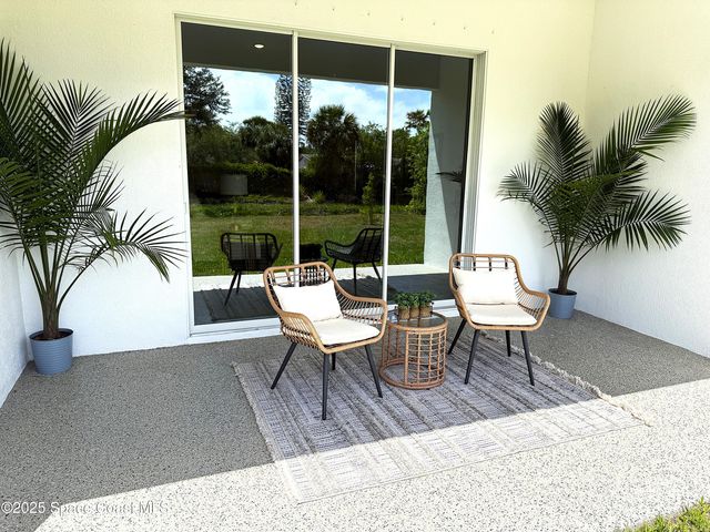 1055 Dolores Road NE, Palm Bay, FL 32907