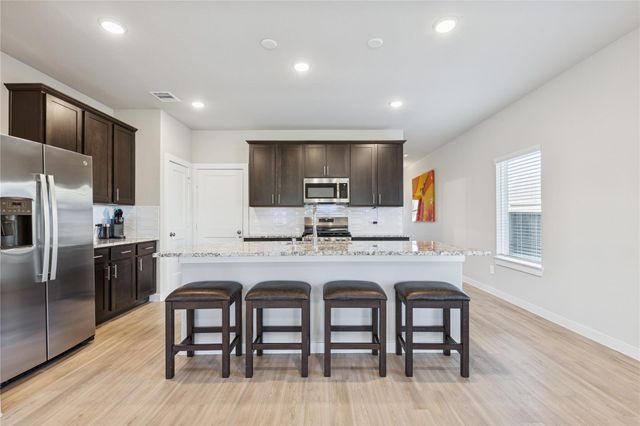 201 Crystal Bay Lane, Willis, TX 77378