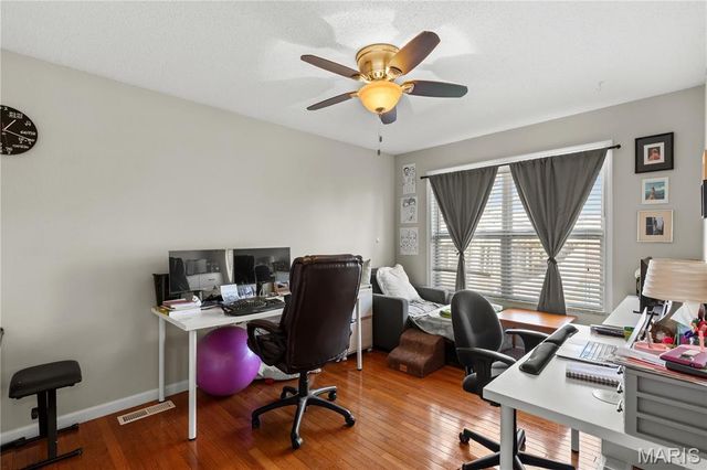 712 Oak Hollow Court, O'fallon, IL 62269