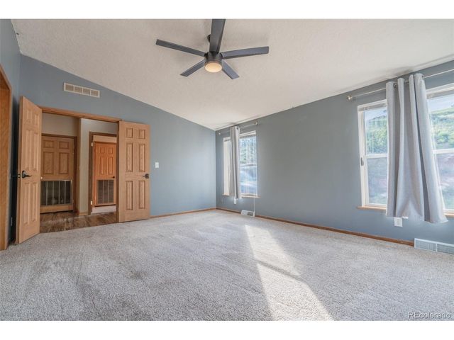 180 Deep Cut Rd, Livermore, CO 80536