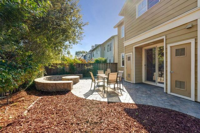 219 Beethoven Lane, Los Gatos, CA 95032