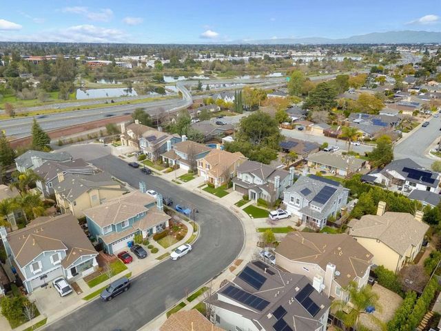 219 Beethoven Lane, Los Gatos, CA 95032