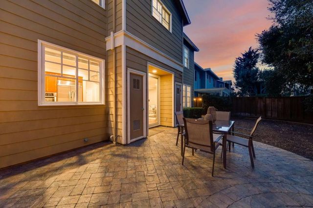 219 Beethoven Lane, Los Gatos, CA 95032