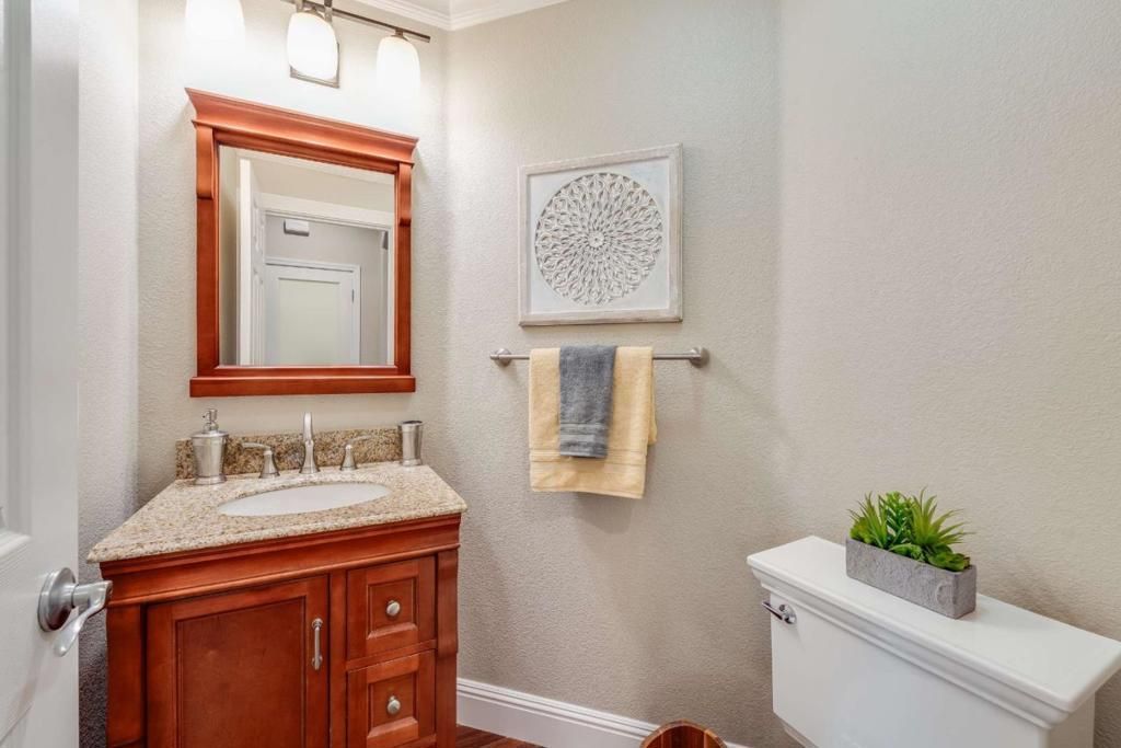 Image 14 of property listing at 219 Beethoven Lane, Los Gatos, CA 95032