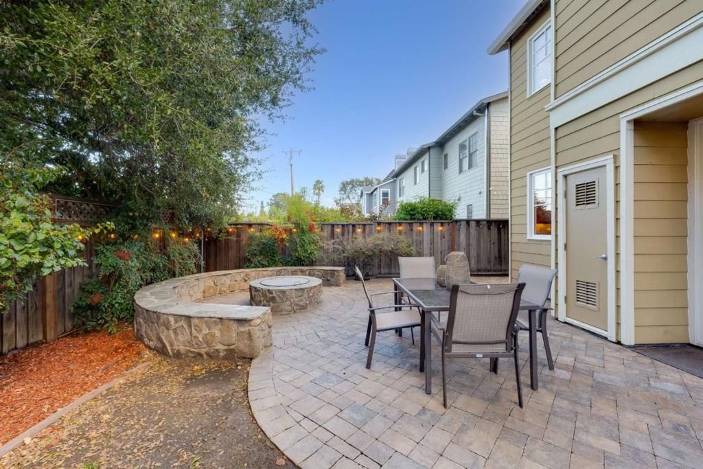 Image 38 of property listing at 219 Beethoven Lane, Los Gatos, CA 95032
