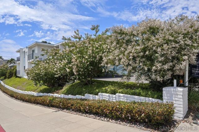 2108 3rd Ave 2, San Diego, CA 92101