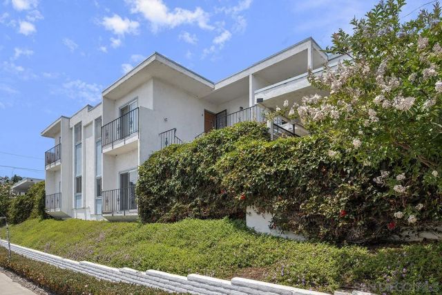 2108 3rd Ave 2, San Diego, CA 92101