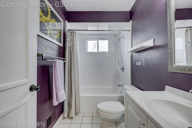 503 W Elmwood Avenue, Clawson, MI 48017