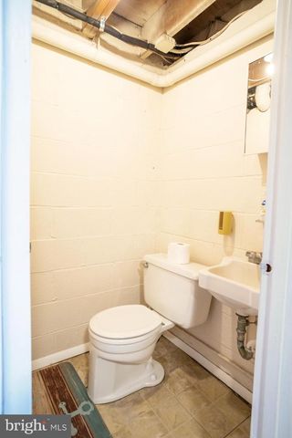 933 ELM RD, Halethorpe, MD 21227