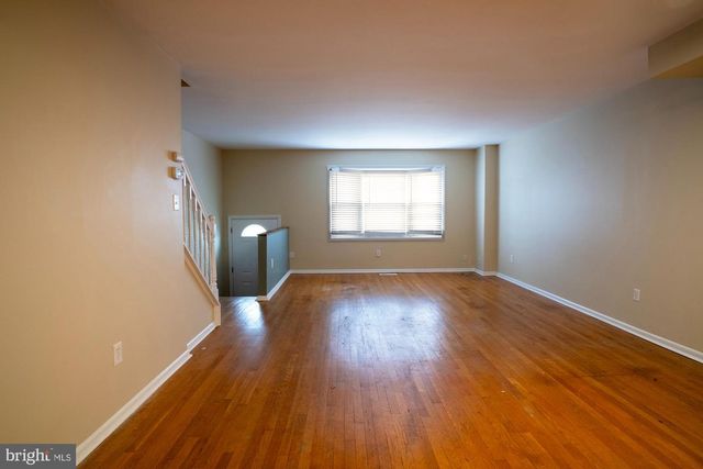 933 ELM RD, Halethorpe, MD 21227