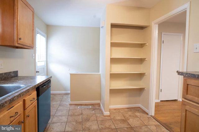 933 ELM RD, Halethorpe, MD 21227