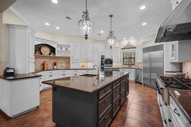 20811 Little Deer Lane, Crosby, TX 77532