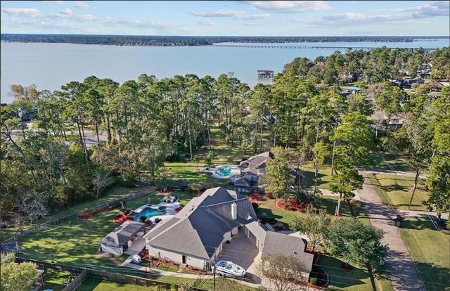 20811 Little Deer Lane, Crosby, TX 77532