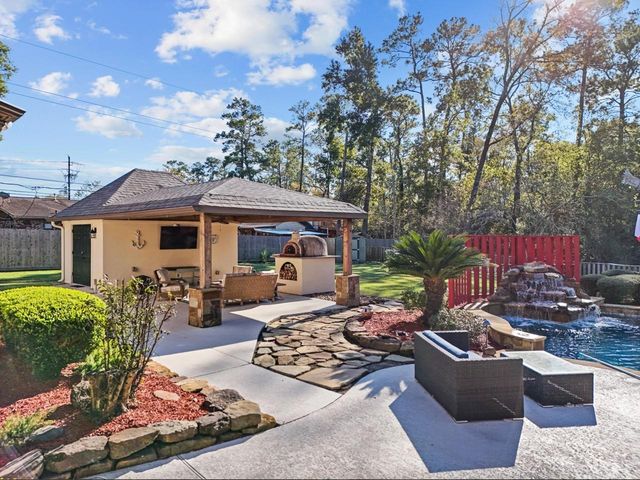 20811 Little Deer Lane, Crosby, TX 77532