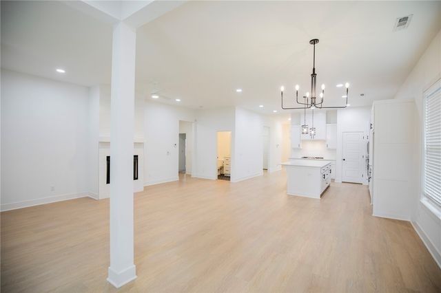 3704 SW Sunbeam Avenue, Bentonville, AR 72713