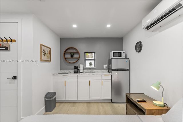 3016 NW 22nd Court 3020, Miami, FL 33142