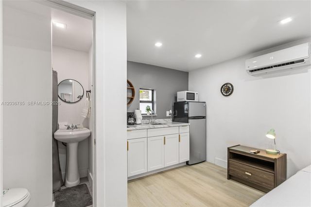 3016 NW 22nd Court 3020, Miami, FL 33142