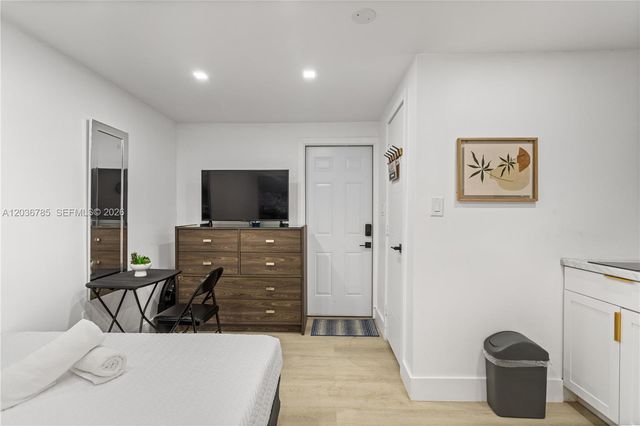 3016 NW 22nd Court 3020, Miami, FL 33142