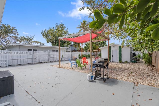 3016 NW 22nd Court 3020, Miami, FL 33142